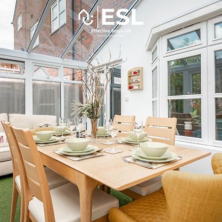 4 Bedroom Townhouse 10Mins Walk From Shrewsbury Town Centre With Parking Exterior foto